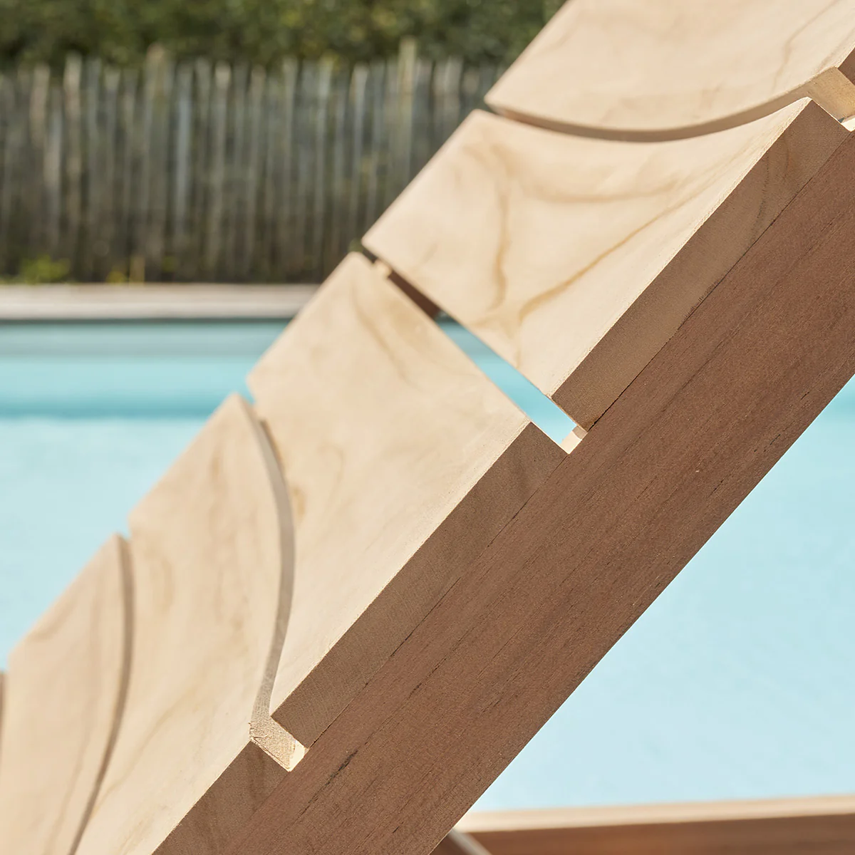 Bain de soleil en teck massif - Image 4