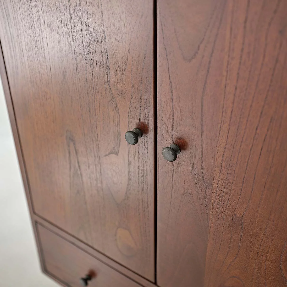 Commode en mindi massif finition noyer 90 cm - Image 4