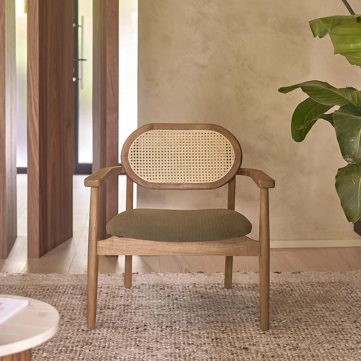 Fauteuil en teck massif, cannage et tissu velours côtelé kaki - Image 3