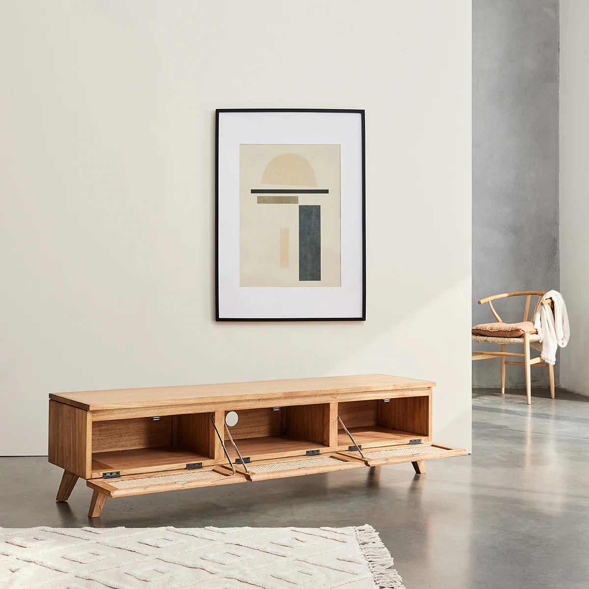 Meuble TV en mindi massif et cannage 160 cm - Image 4